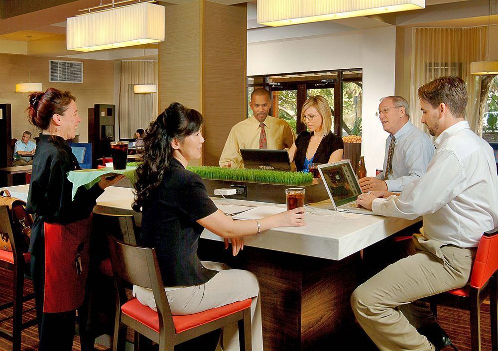 Courtyard By Marriott Cocoa Beach Cape Canaveral Εξωτερικό φωτογραφία