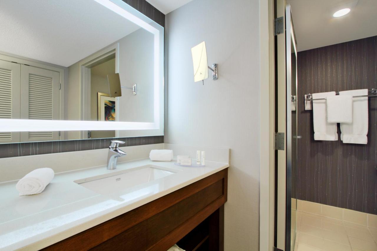 Courtyard By Marriott Cocoa Beach Cape Canaveral Εξωτερικό φωτογραφία